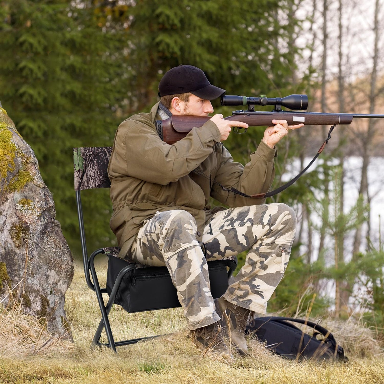 GYMAX Folding Hunting Chair, Portable Lightweight Camouflage Hunting Stool with Backrest, Storage Bag, Carry Handle & Shoulder Strap